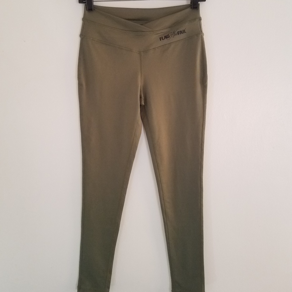 Workout Pants / Tights